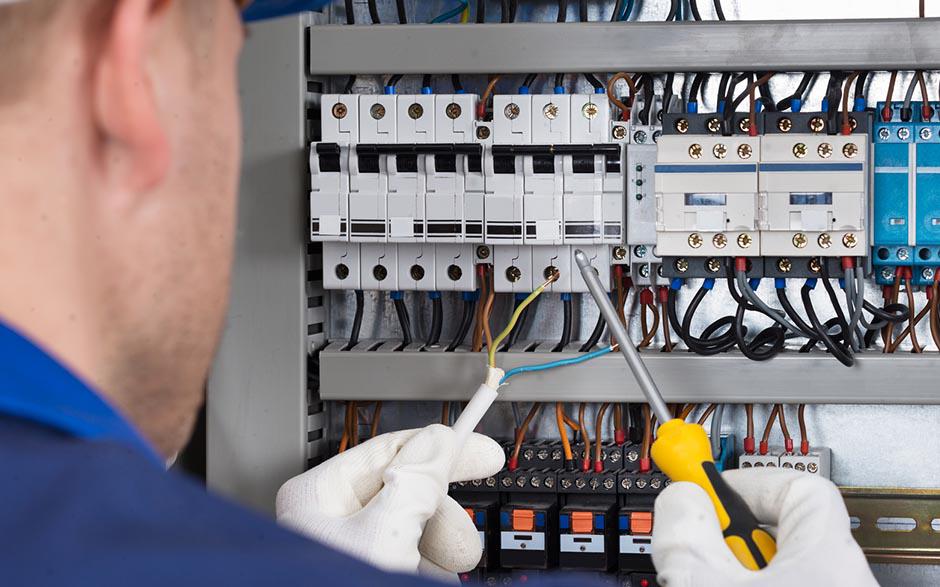 besoin d'un électricien Saint-Germain-lès-Arpajon